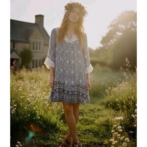 Umgee Navy And Ivory Paisley Dress Tunic With Ivory Lace Accent Size S